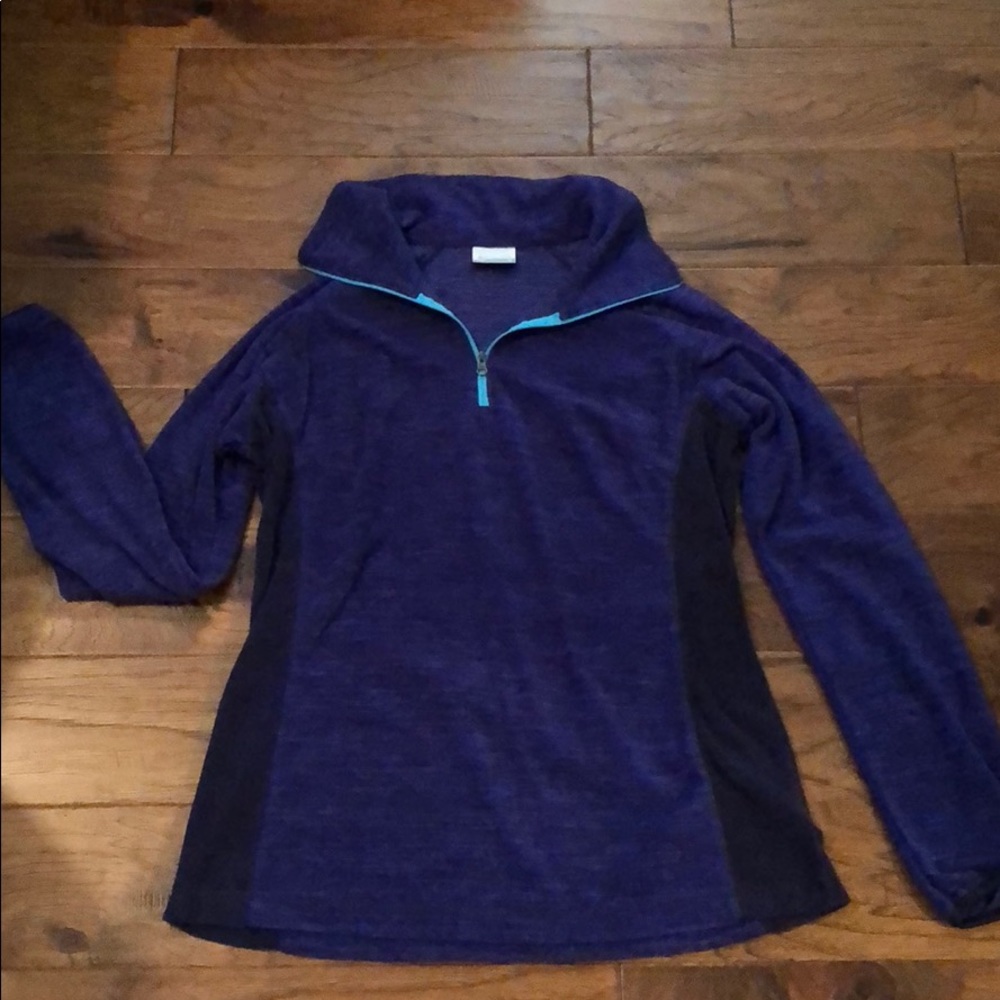 Columbia purple pull over